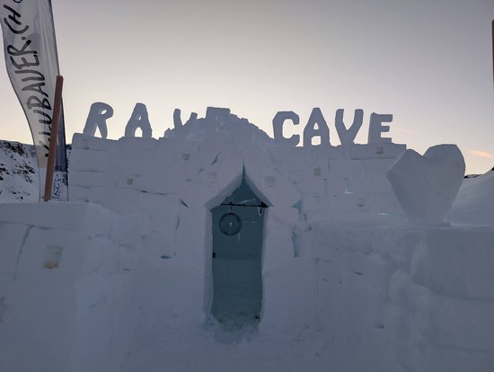 Yeti-Village_2024_33.jpg