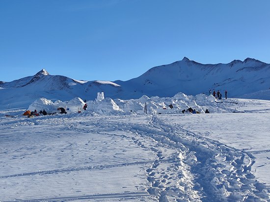 Yeti-Village_2024_63.jpg